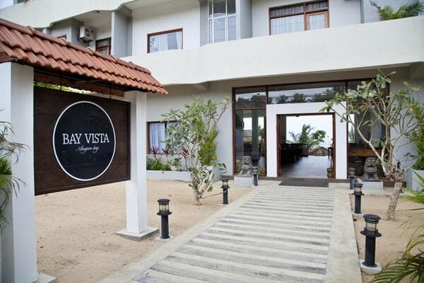 Bay Vista Hotel