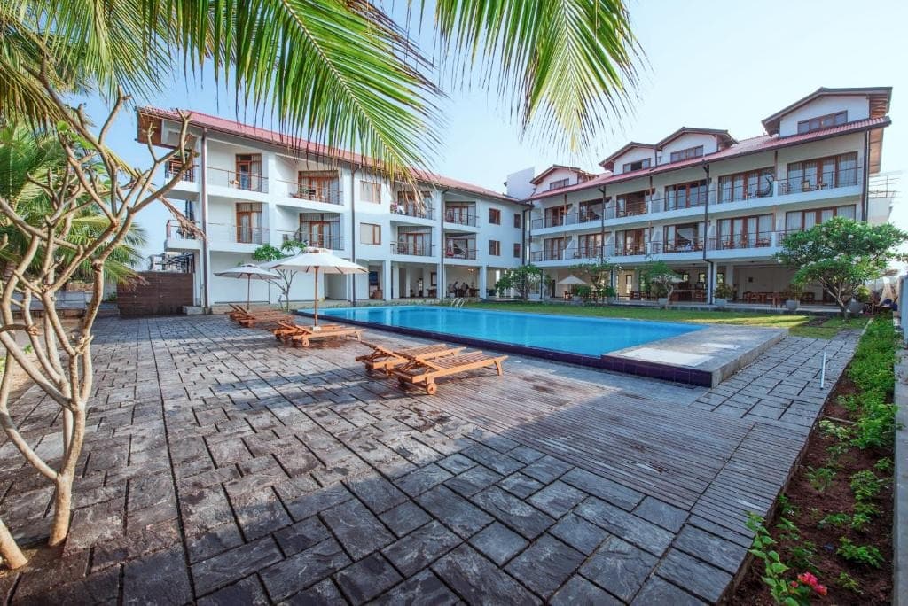 Carmelton Hotel Nilaveli