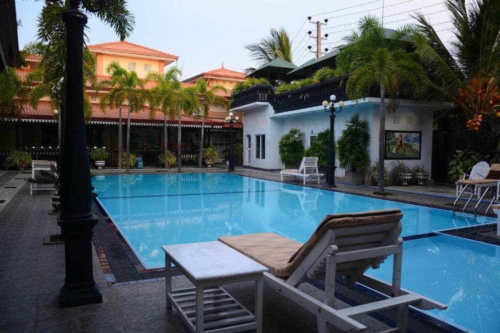 JKAB Park Hotel