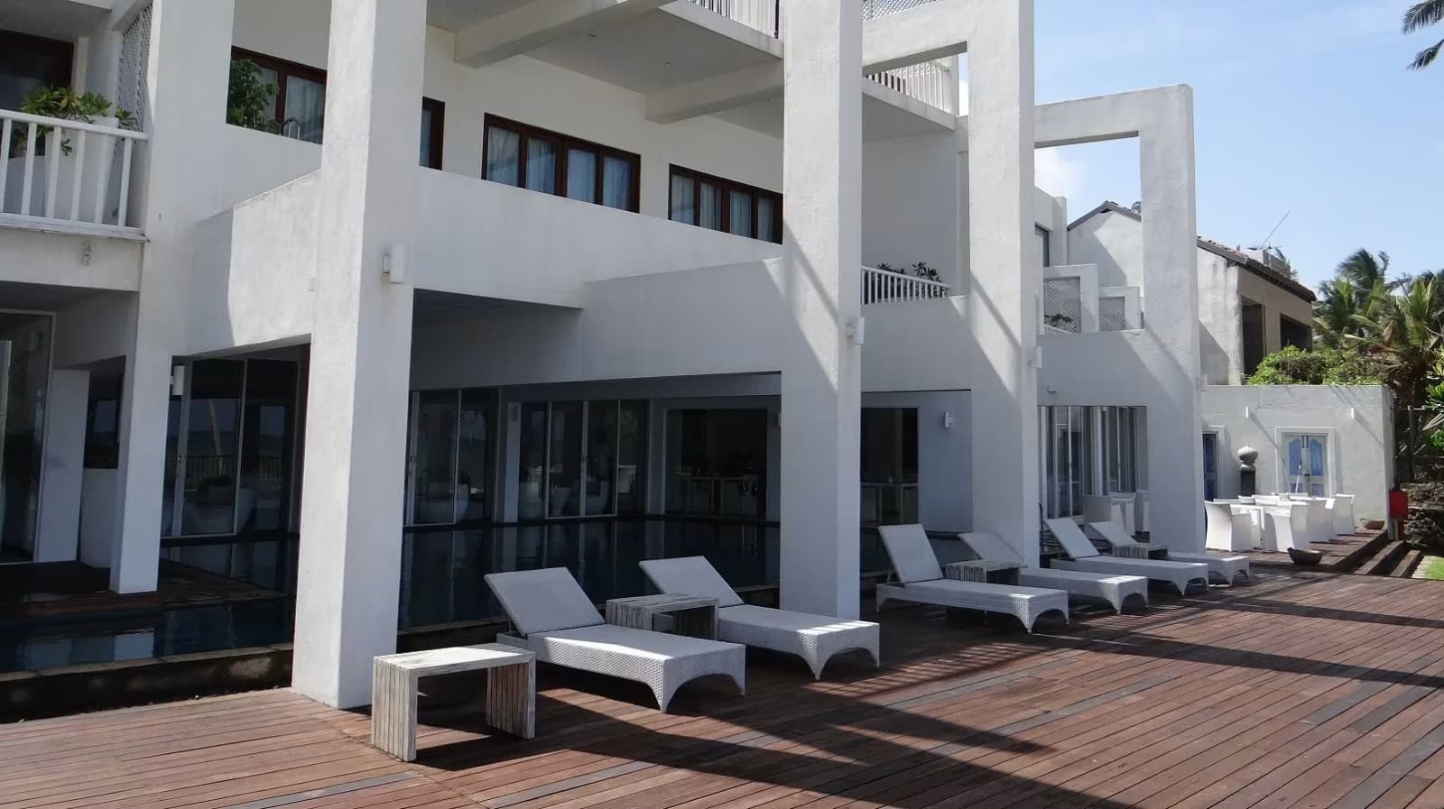 Michelle Beach Hotel