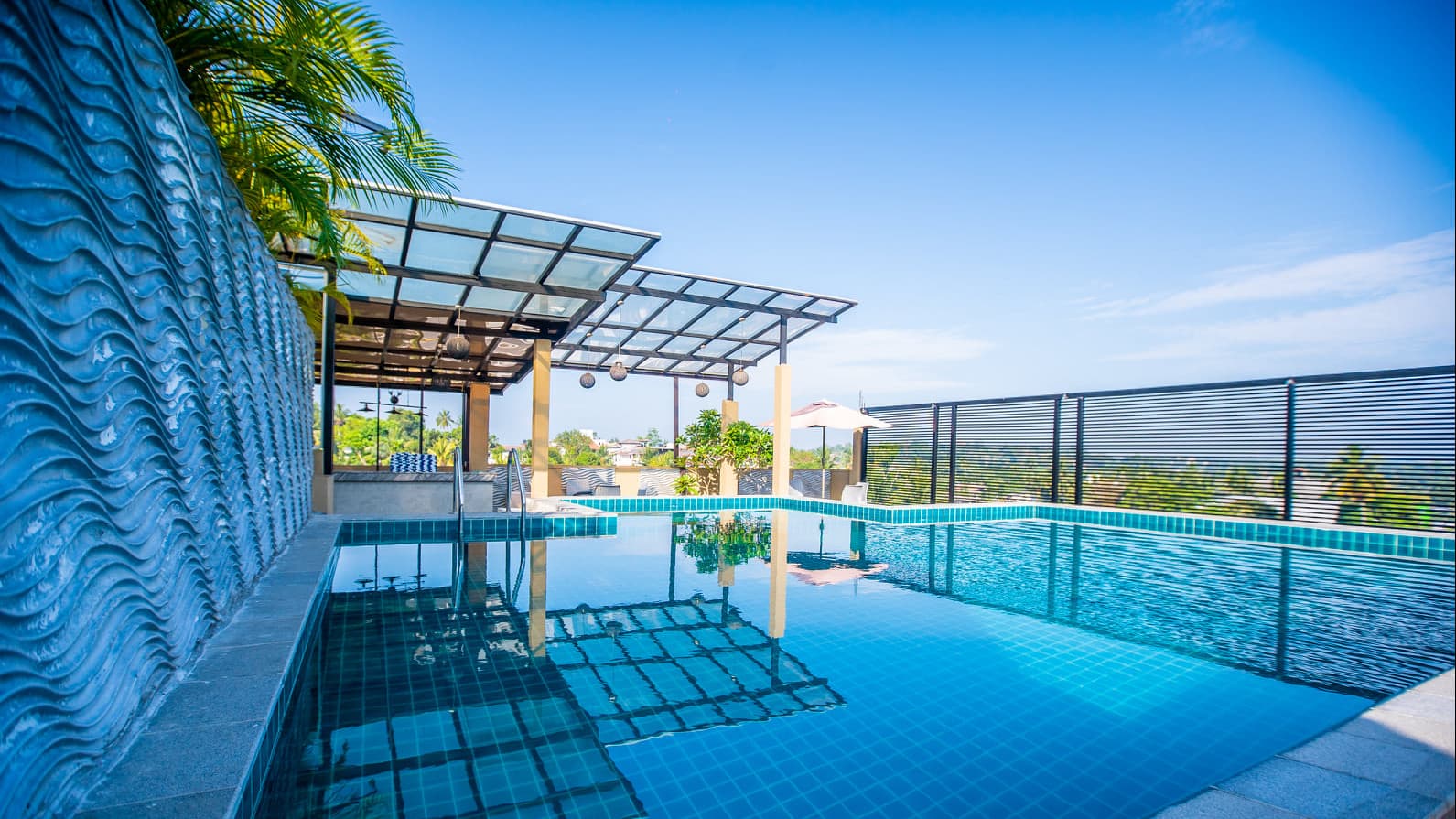 Pinnacle Boutique Villas